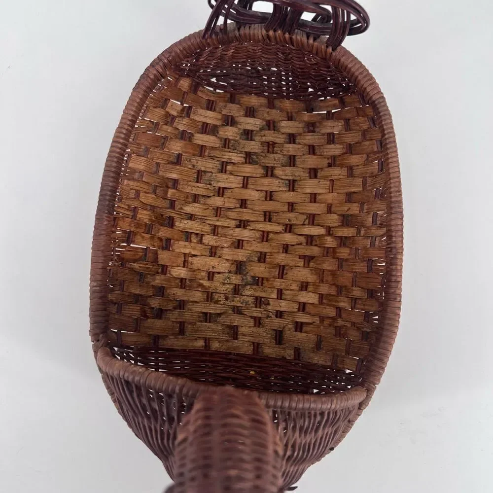 Vintage Duck Basket Bin Camp Adirondack‎ Thanksgiving Fall wicker